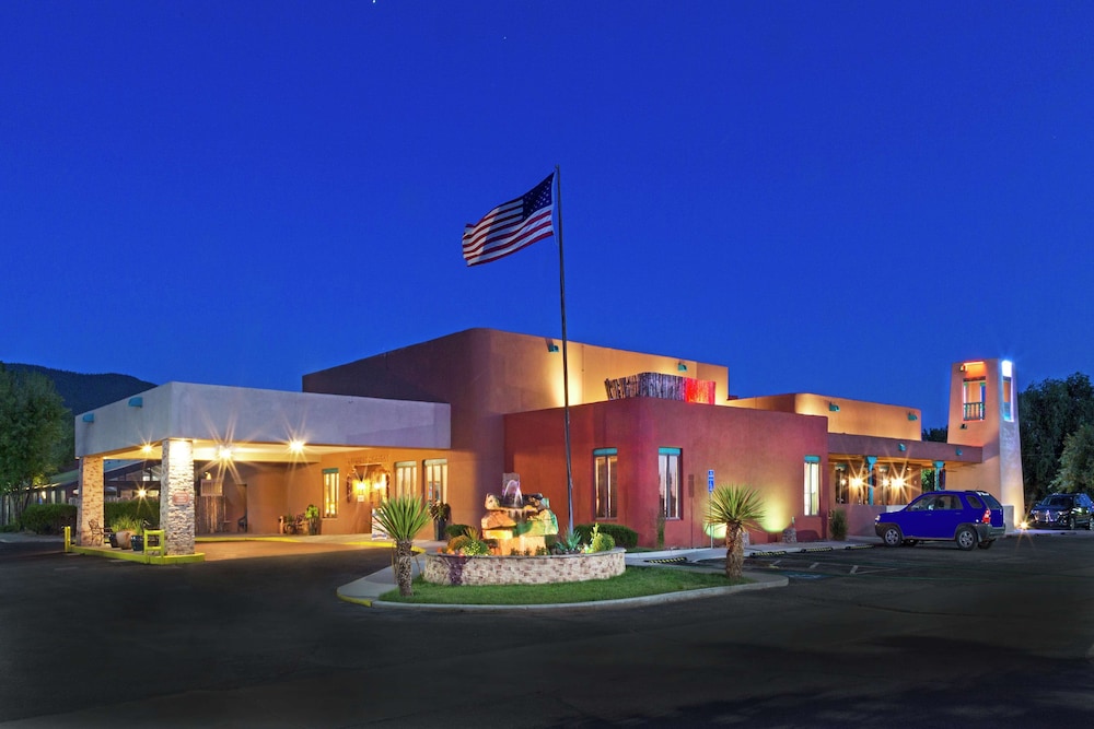 Hotel Don Fernando de Taos, Tapestry Collection by Hilton 1/80