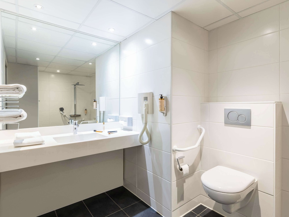 Hotel Mercure Strasbourg Aeroport 72/72