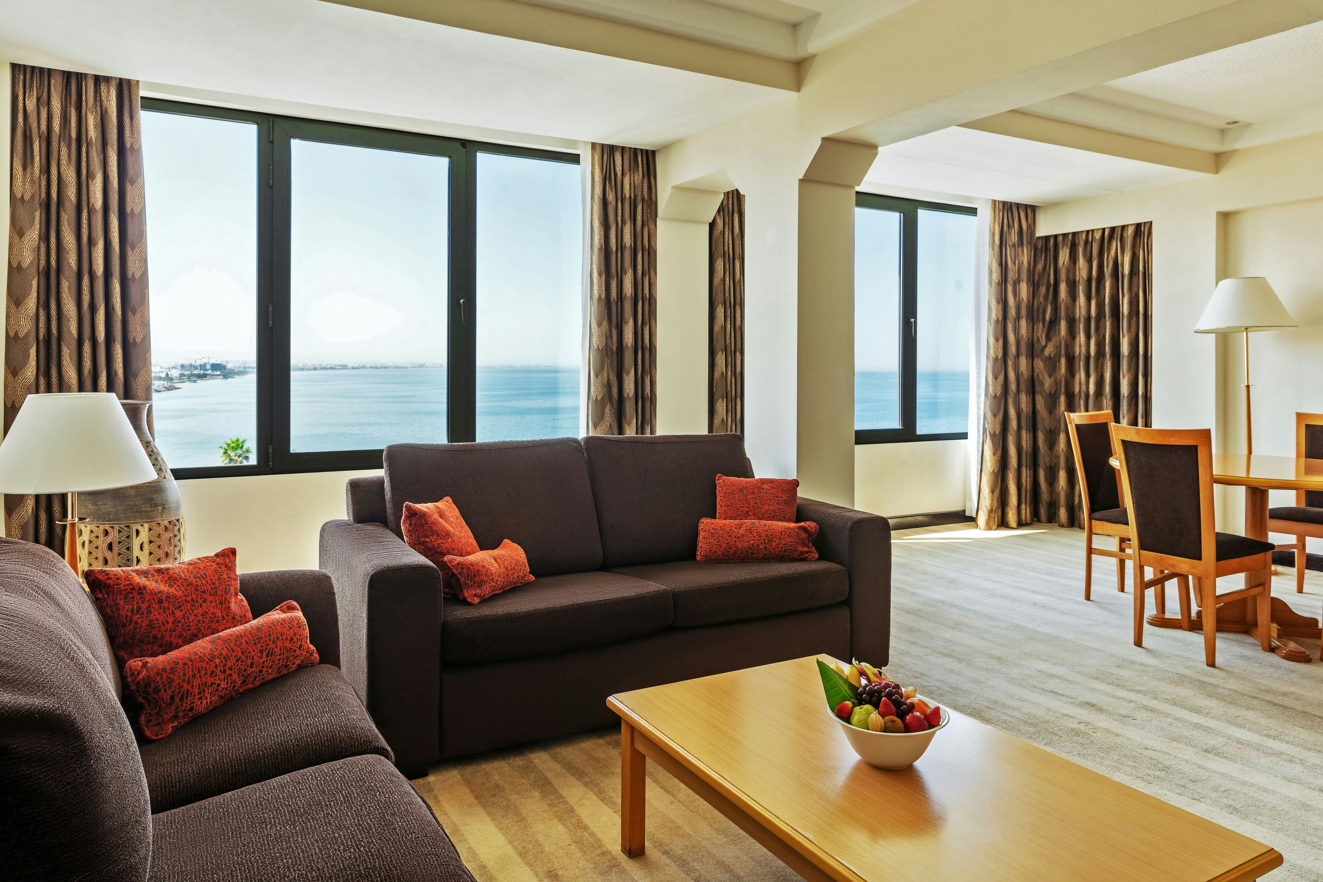 Crowne Plaza Muscat 42/72