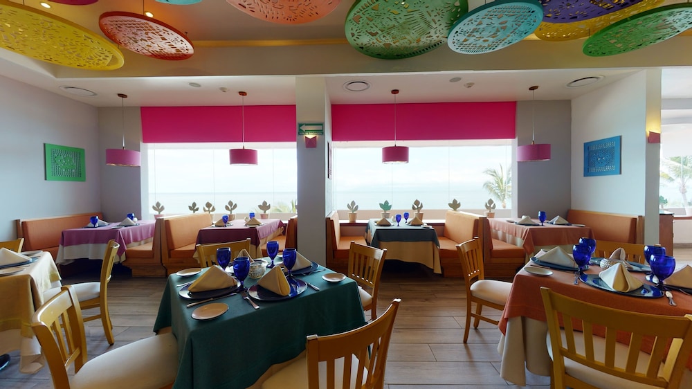 Grand Park Royal Puerto Vallarta - All Inclusive 20/37