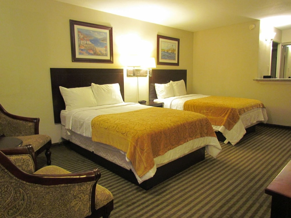 ROMANA HOTEL 7/25
