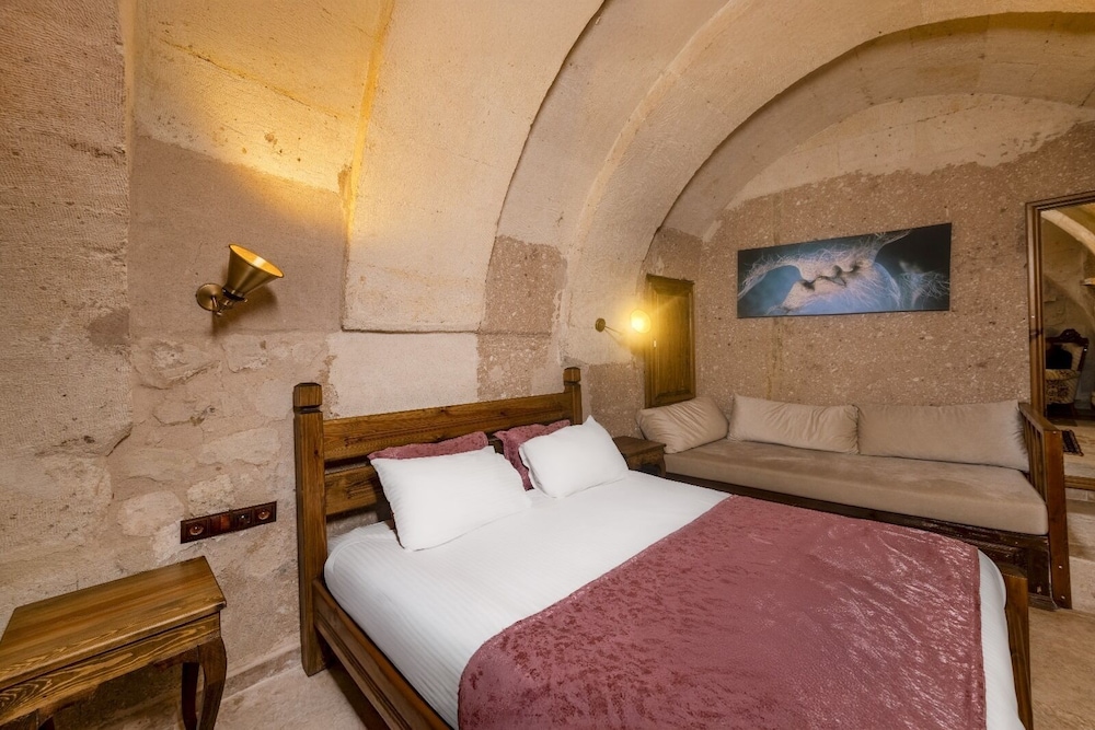 Zula Cave House 7/47