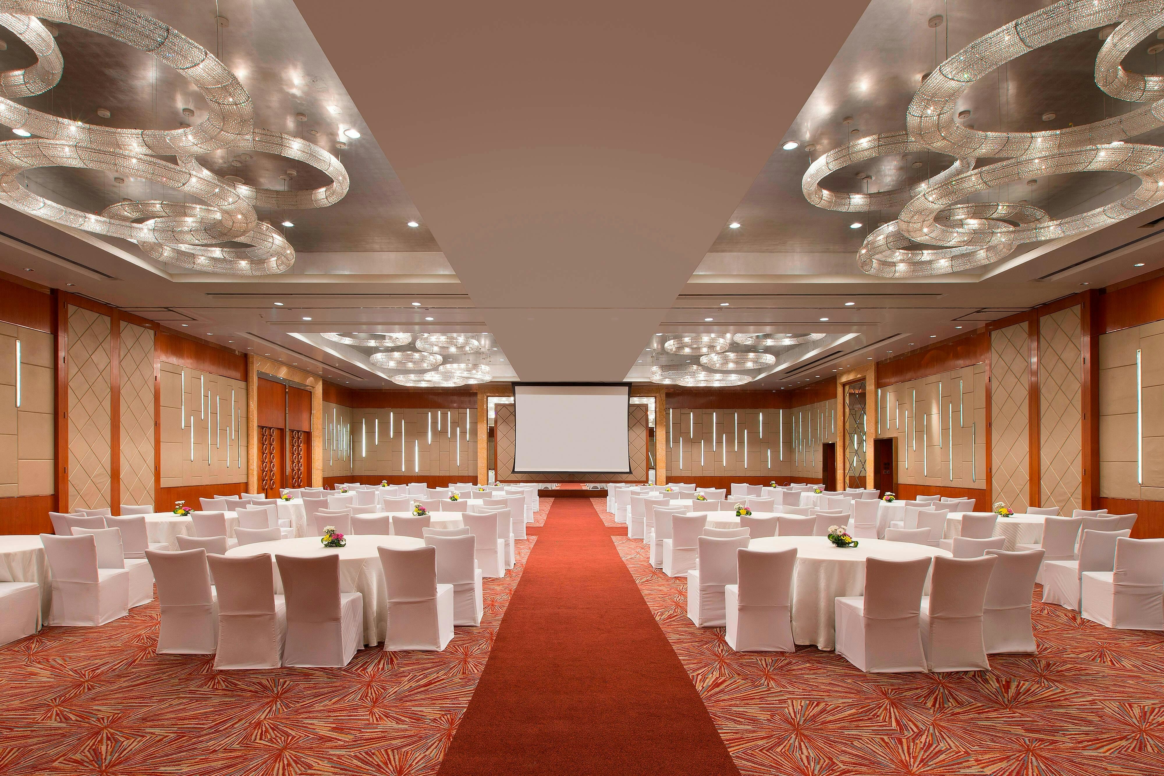 Sheraton Grand Bangalore Hotel At Brigade Gateway 47/67