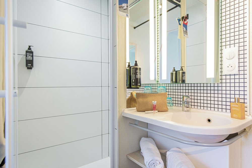 Ibis Budget Marseille L Estaque 71/72