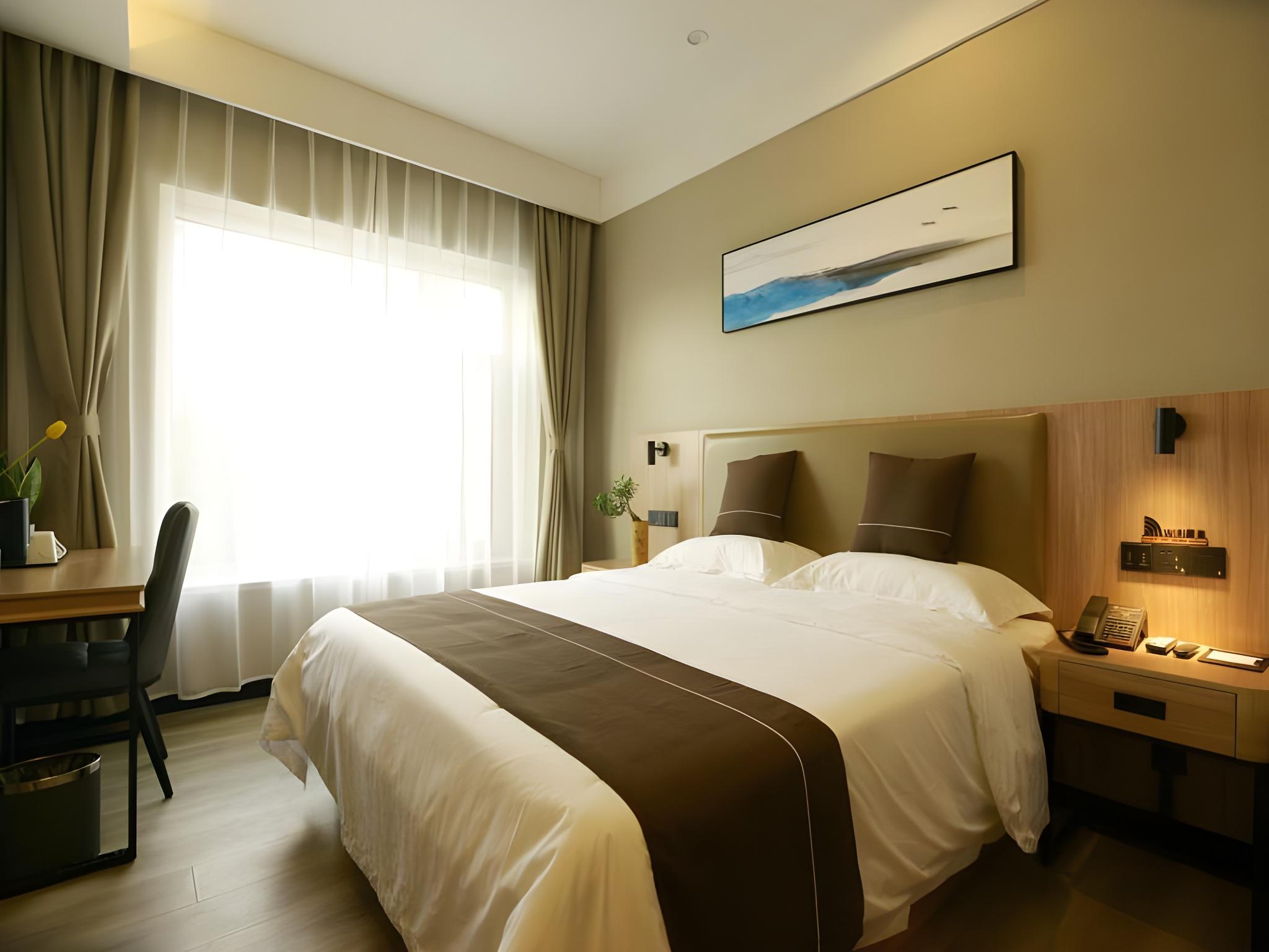 Room at Green Tree Inn Shandong Jinan City Shungeng Intl. Convention and Exhibition Center Express Hotel, JINAN