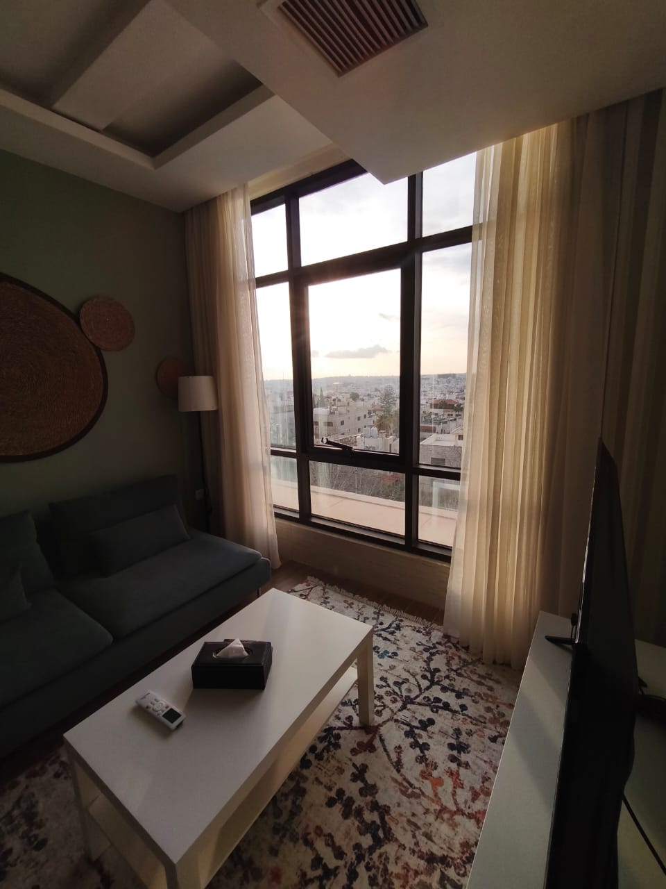 46 Serviced Apartments 21/25