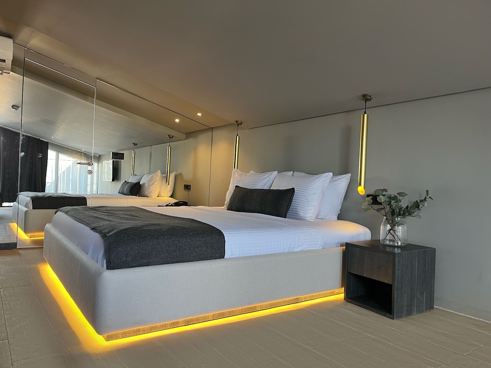 AG Hotels Antalya 16/50