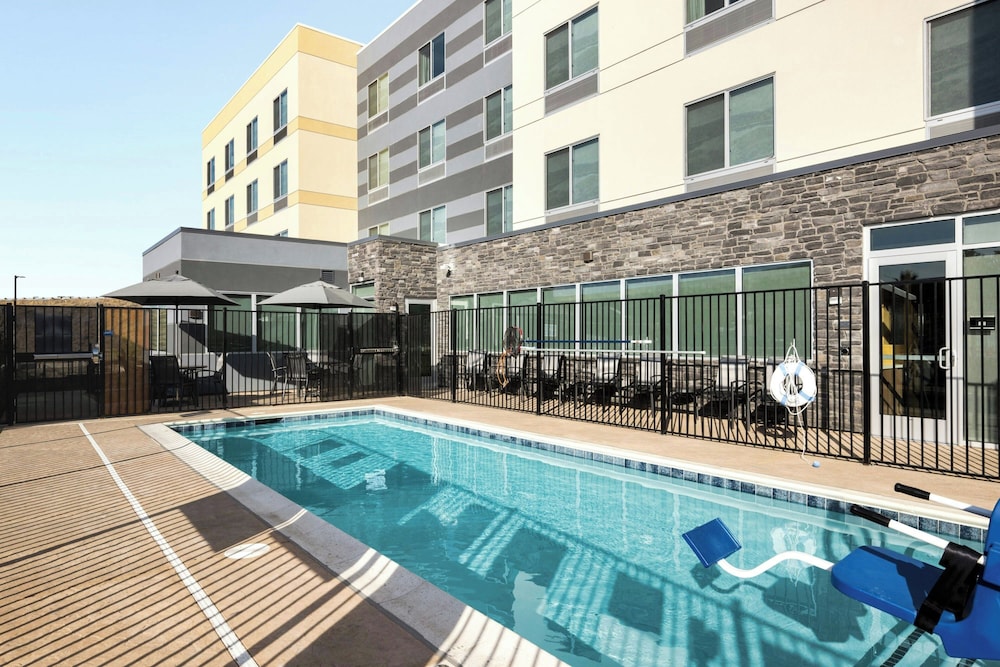 Fairfield Inn & Suites Livermore 16/19
