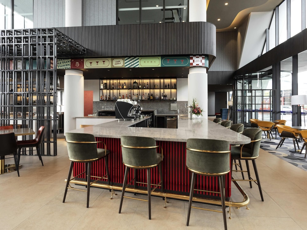 Novotel Devonport 33/50