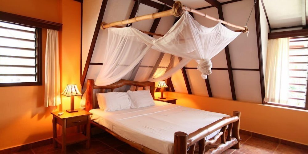 Sunset Villa Diani 10/50