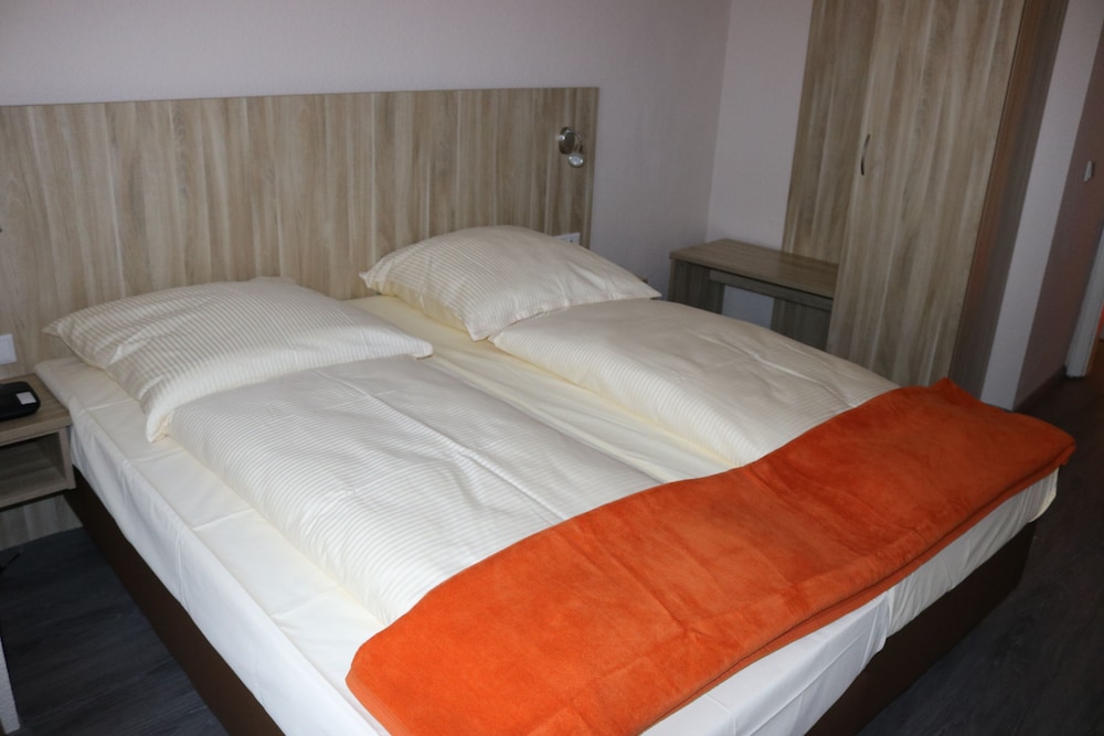 Hotel Paris 14/44