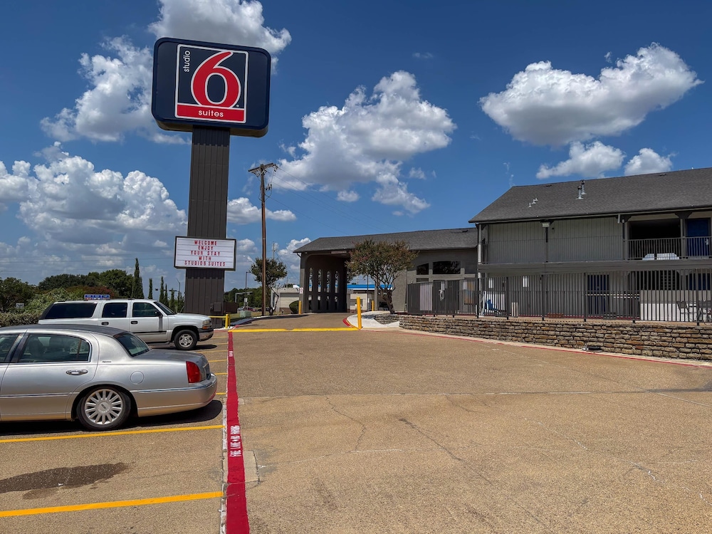 Studio6 Suites Mesquite, TX – Gross Rd 56/67
