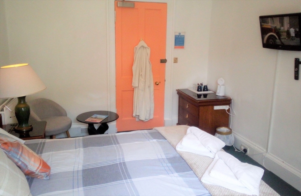 Valentine City Centre Guest House 3/50