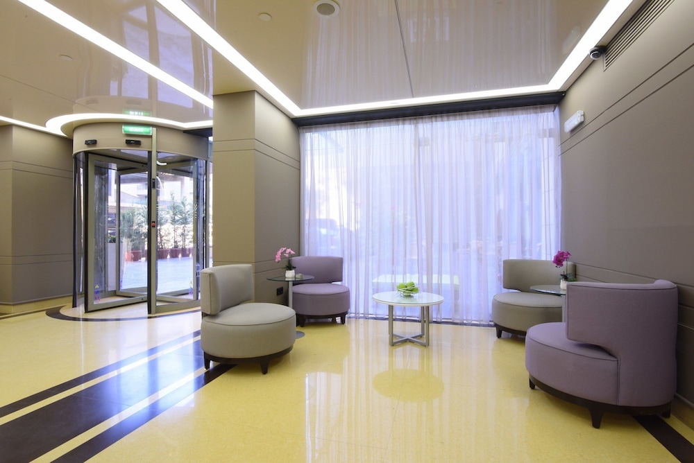 Ramada By Wyndham Downtown Beirut 32/56
