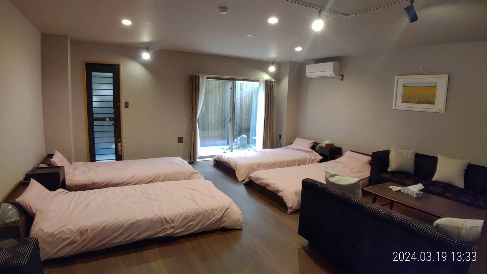 Suite, Quadruple