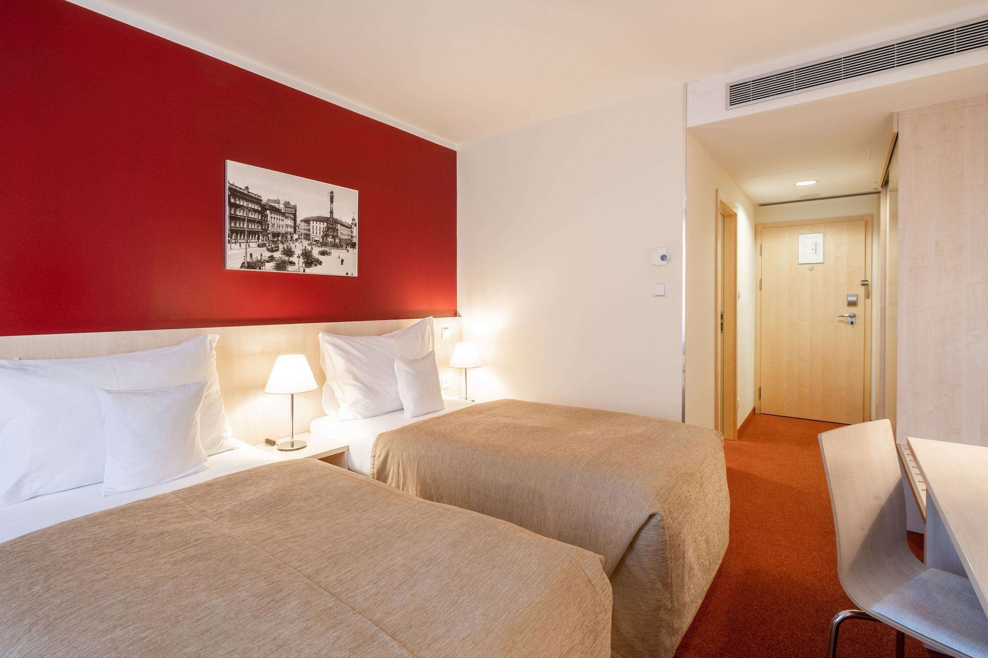 SUPERIOR, TWIN BEDS