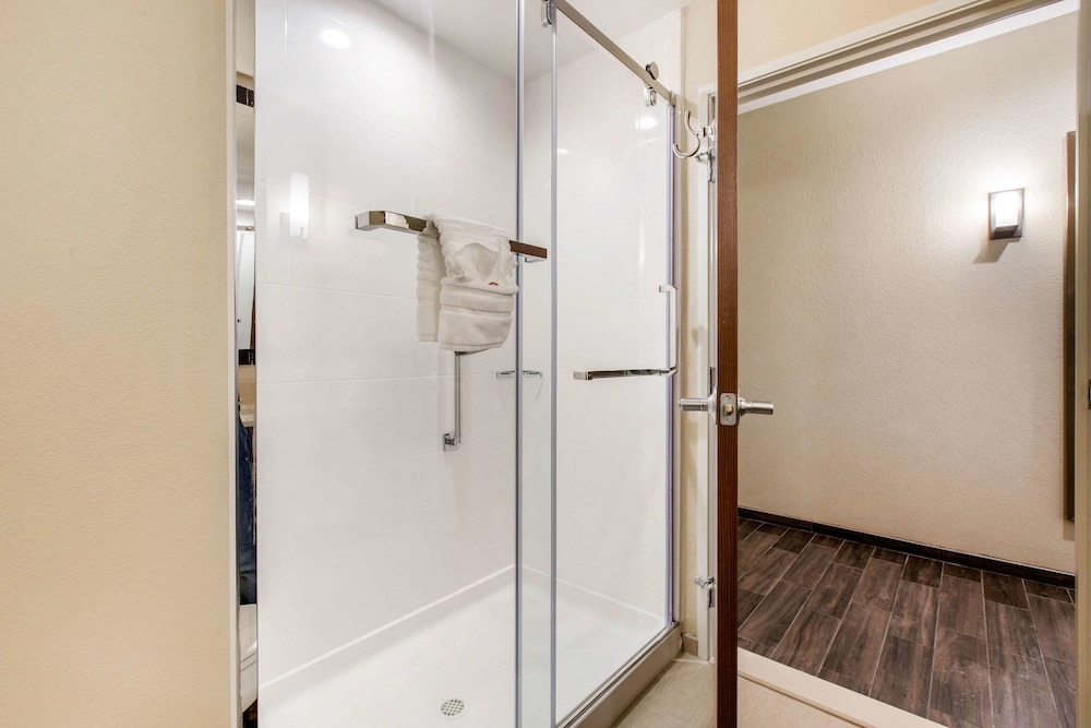 Comfort Suites South Austin 25/25