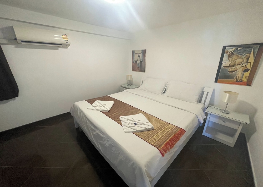 2 BEDROOMS, VILLA
