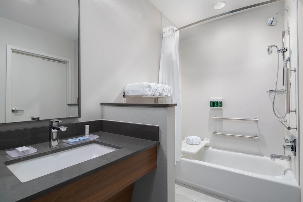 Fairfield Inn & Suites By Marriott Kenosha Pleasant Prairie 9/34