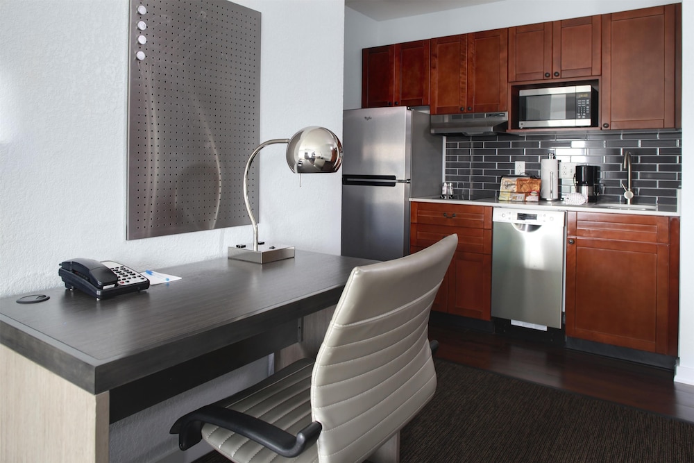 HYATT house Branchburg 64/64