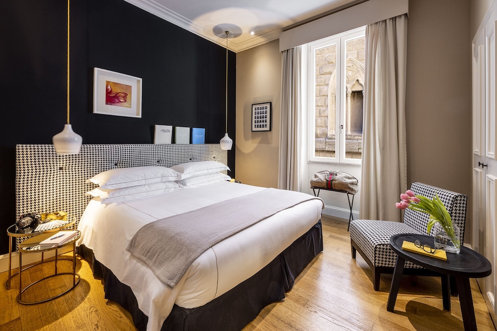 Nerva Boutique Hotel 28/72