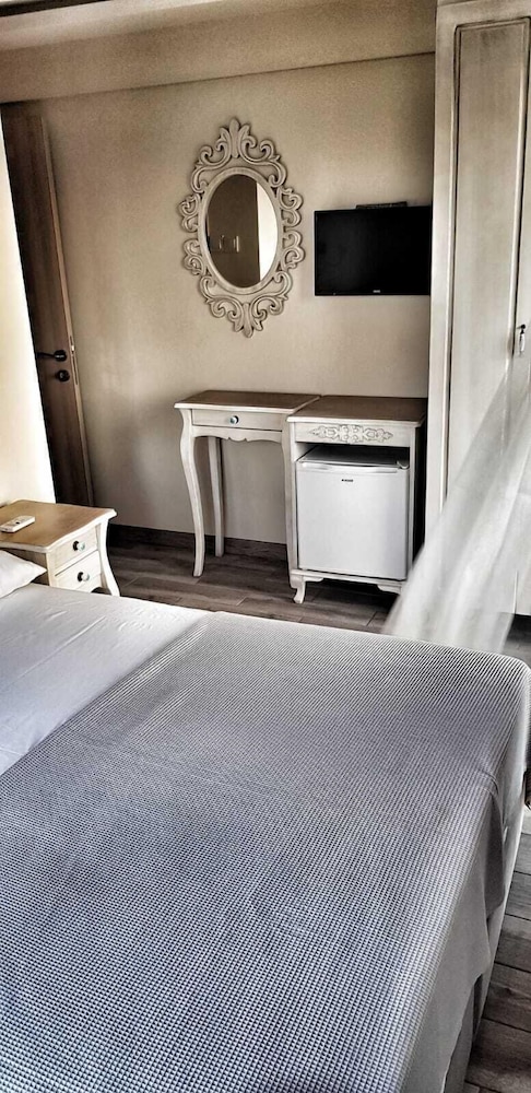 Ege Otel 10/36
