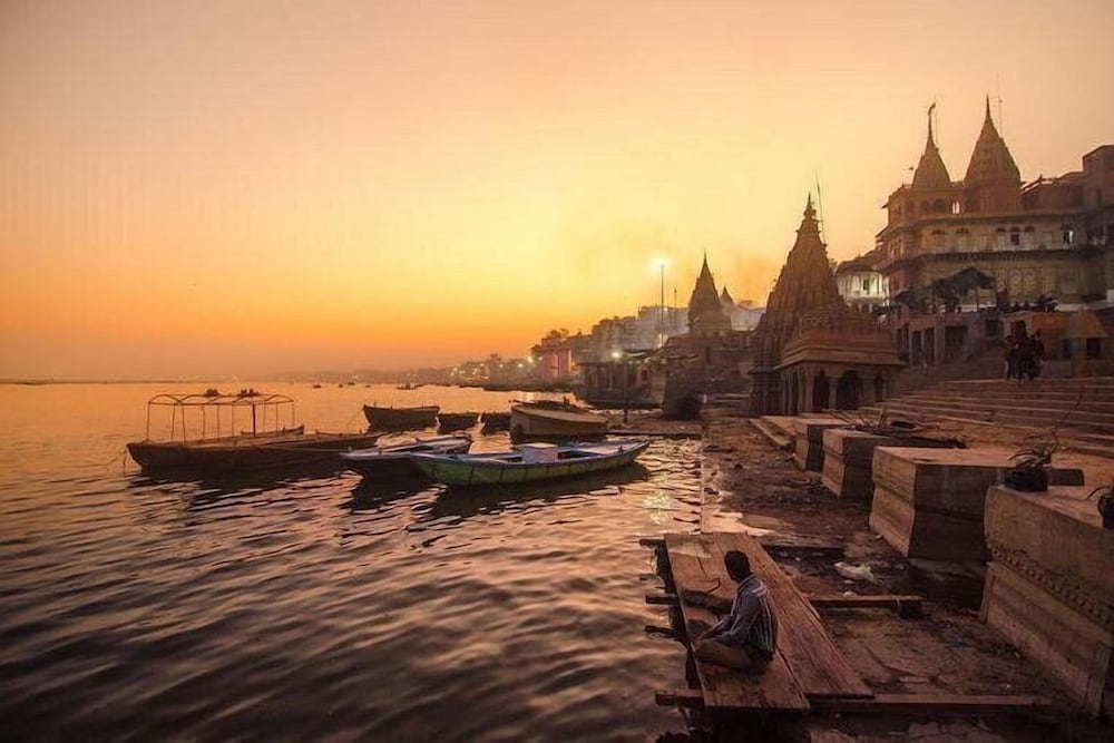 PALACE ON GANGES 46/50
