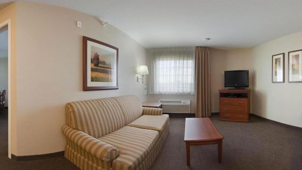 Candlewood Suites Indianapolis Northwest 38/74