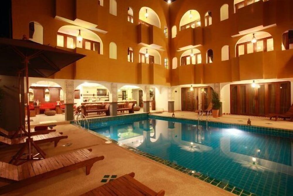 Riad Hua Hin Hotel 11/28