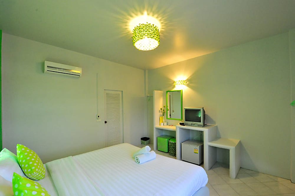 Baan Suan Rojjana 24/49