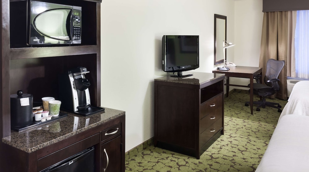 Hilton Garden Inn Denver Highlands Ranch 8/52