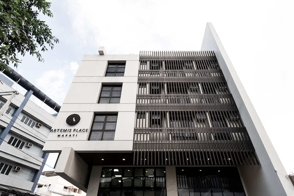 Artemis Place Makati 2/69