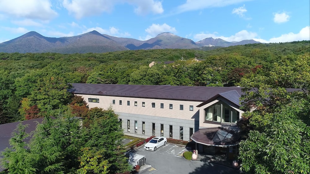 HOTEL BLANCVERT NASU 4/71