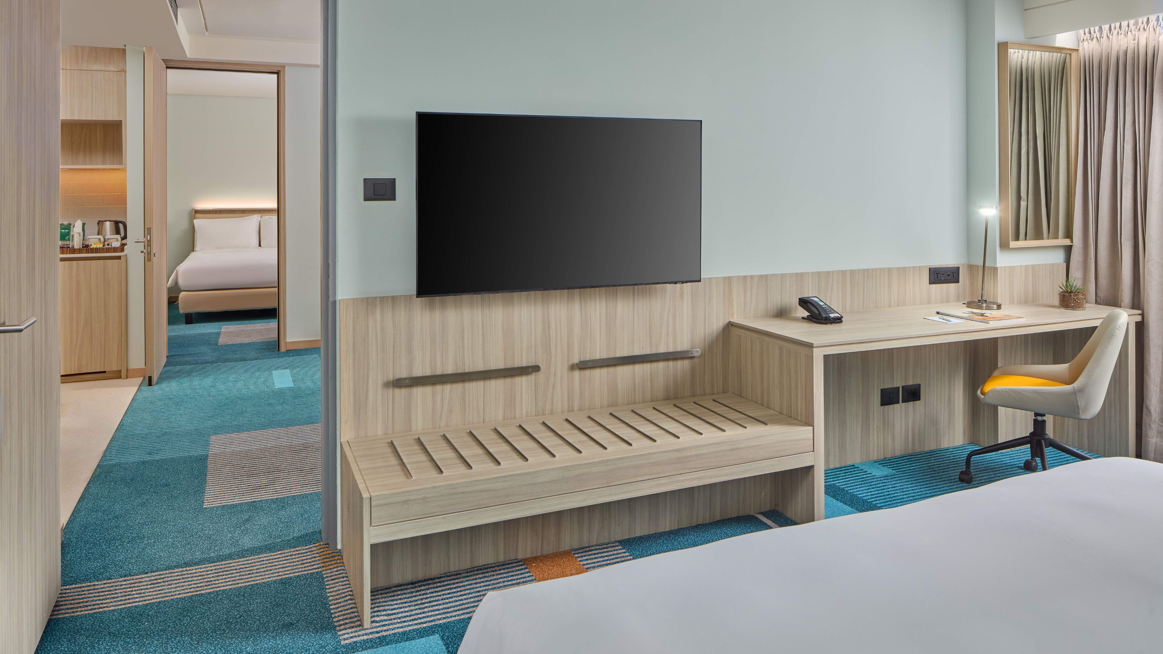 Holiday Inn & Suites Makati 31/75