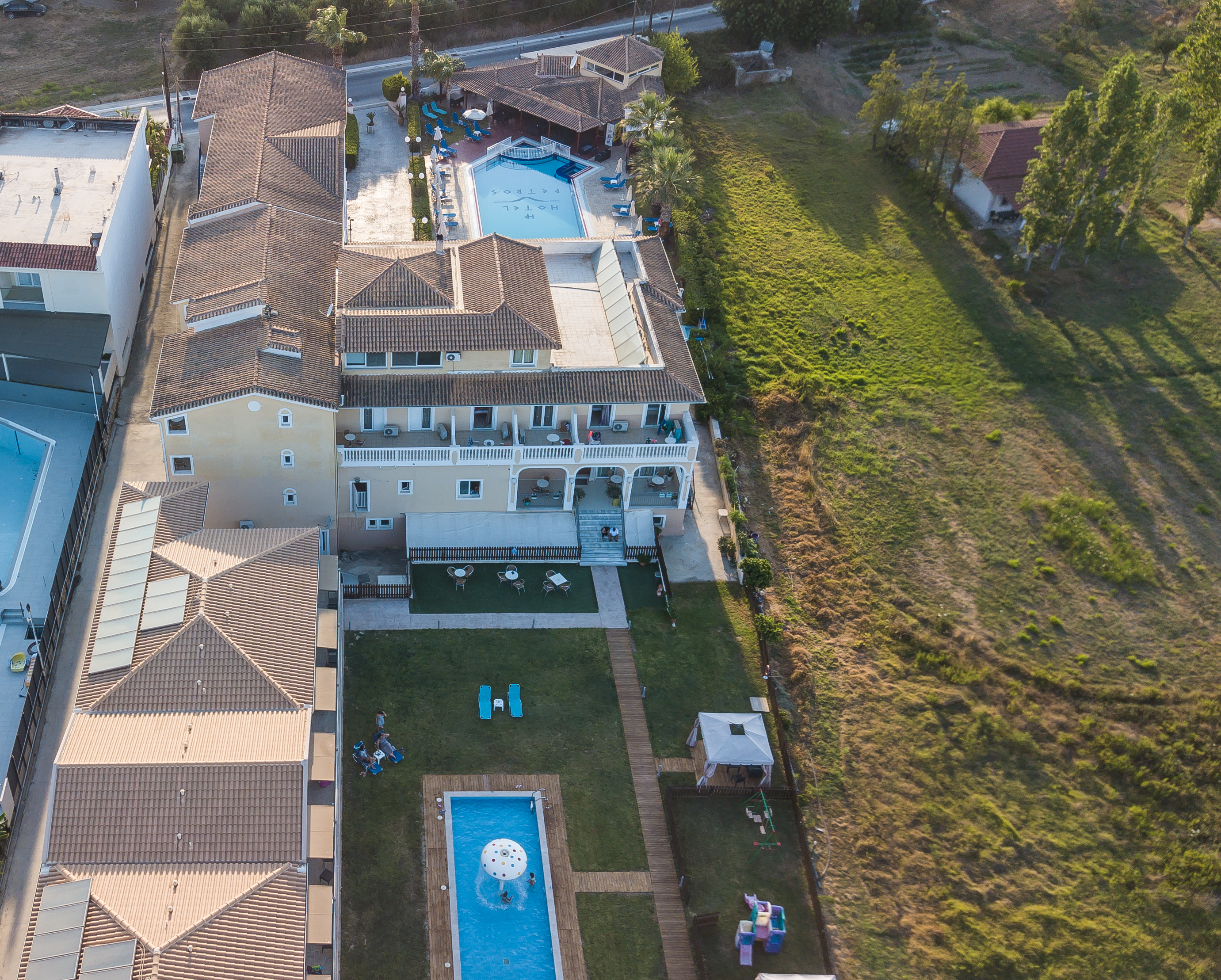 Petros Hotel 27/36