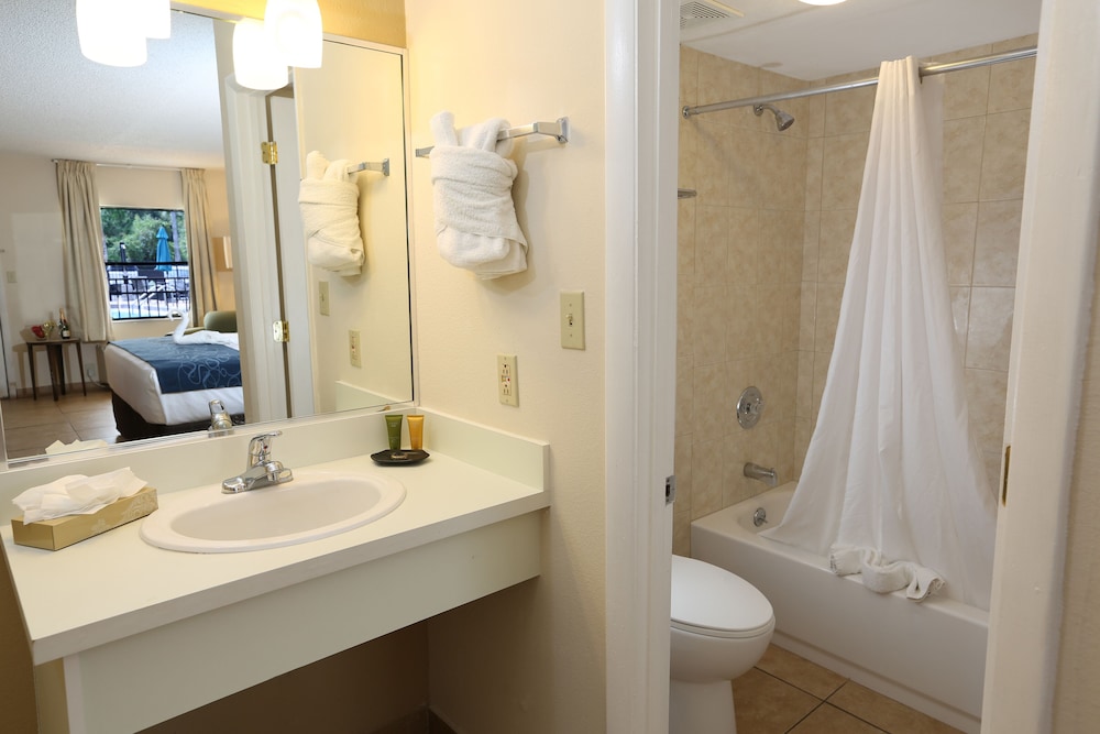 Seasons Florida Resort 29/29