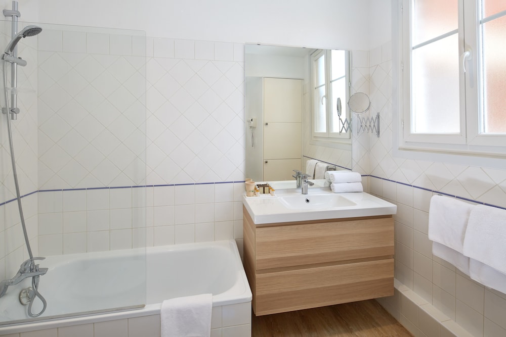 Hotel Residence Paris Asnieres 66/68