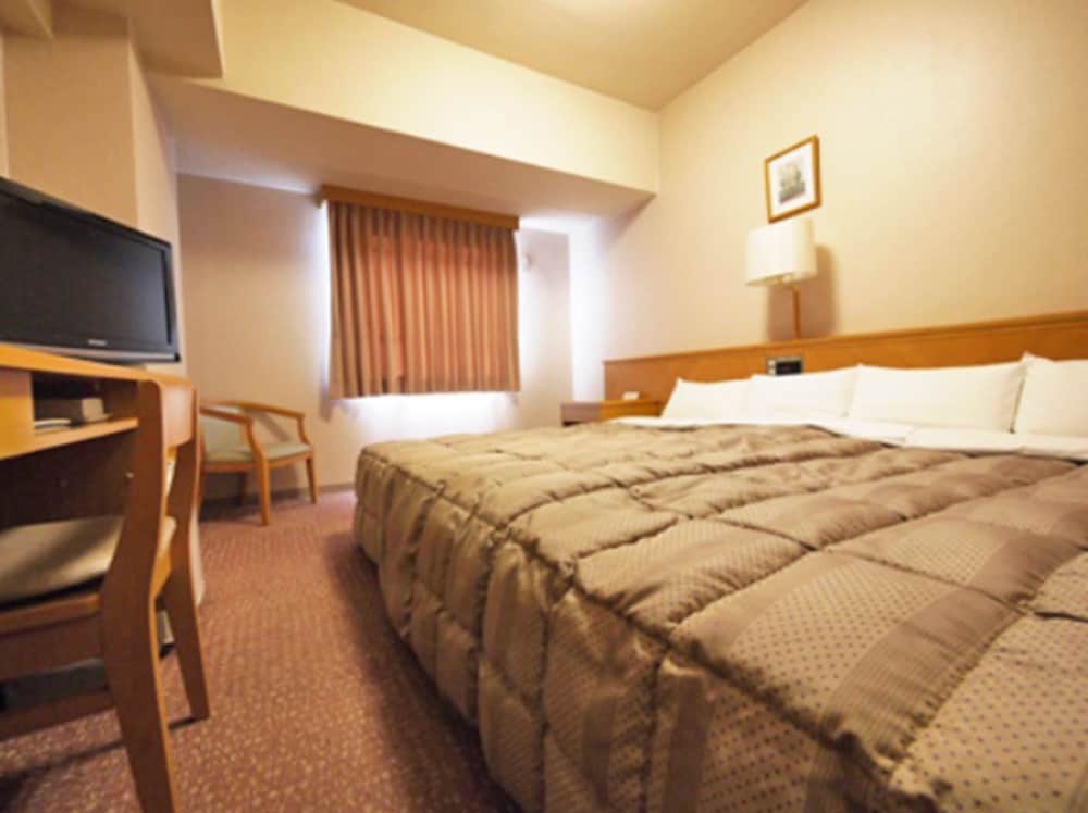 Hotel Route-Inn Sanofujioka Inter 5/31