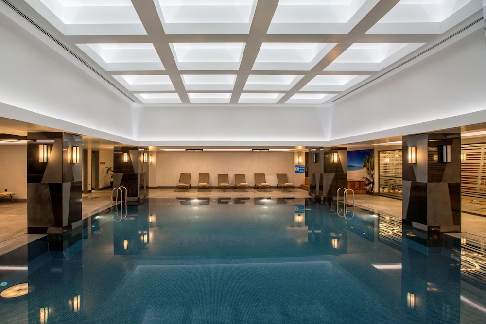 Golden Tulip Istanbul Bayrampasa 25/50