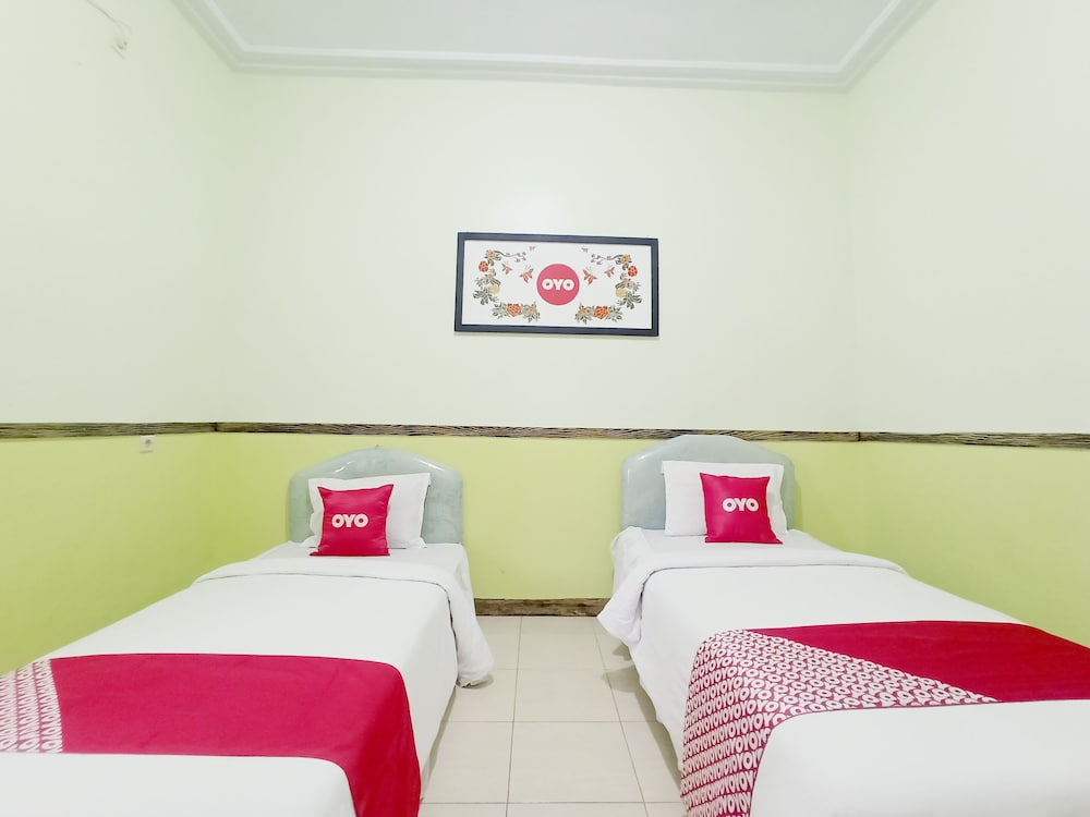 OYO 563 Damar Mas Resort Lereng Kelud 34/61