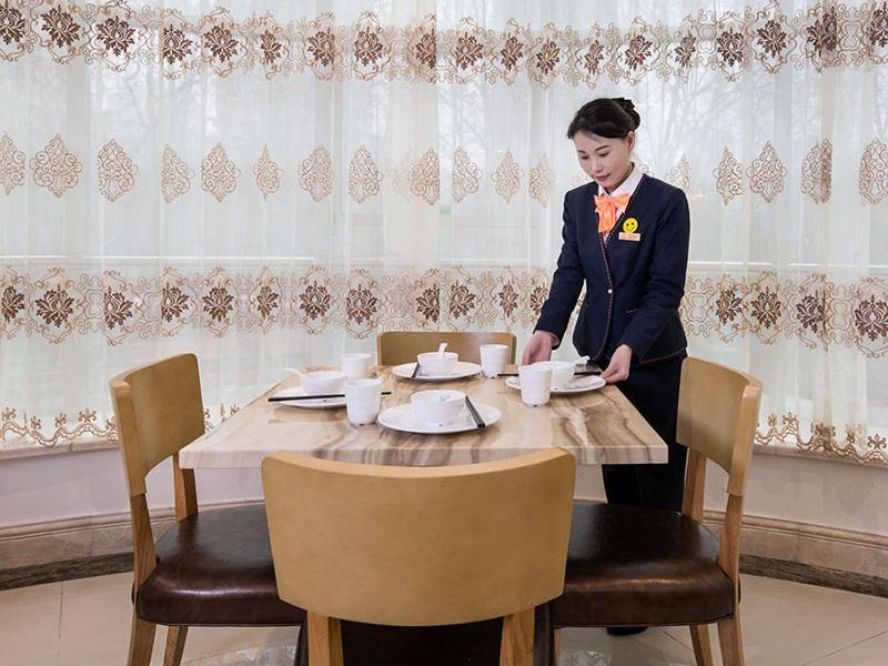 Vienna International Hotel (Hangzhou West Lake Fengshan Road) 30/35