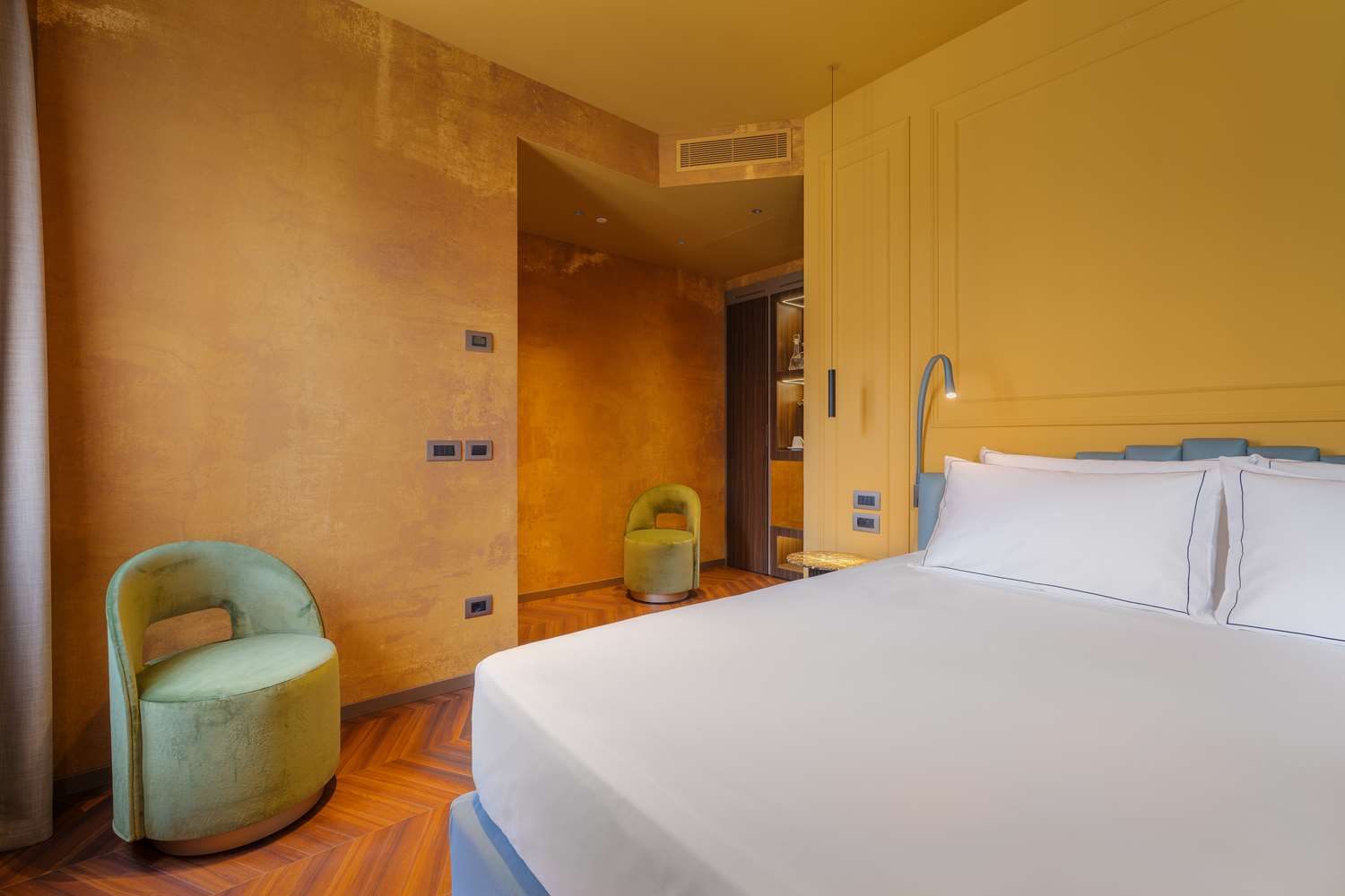 Worldhotel Casati 18 35/63