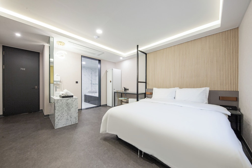 Hotel 24st Urban Brown Seosan Lake Park 21/50