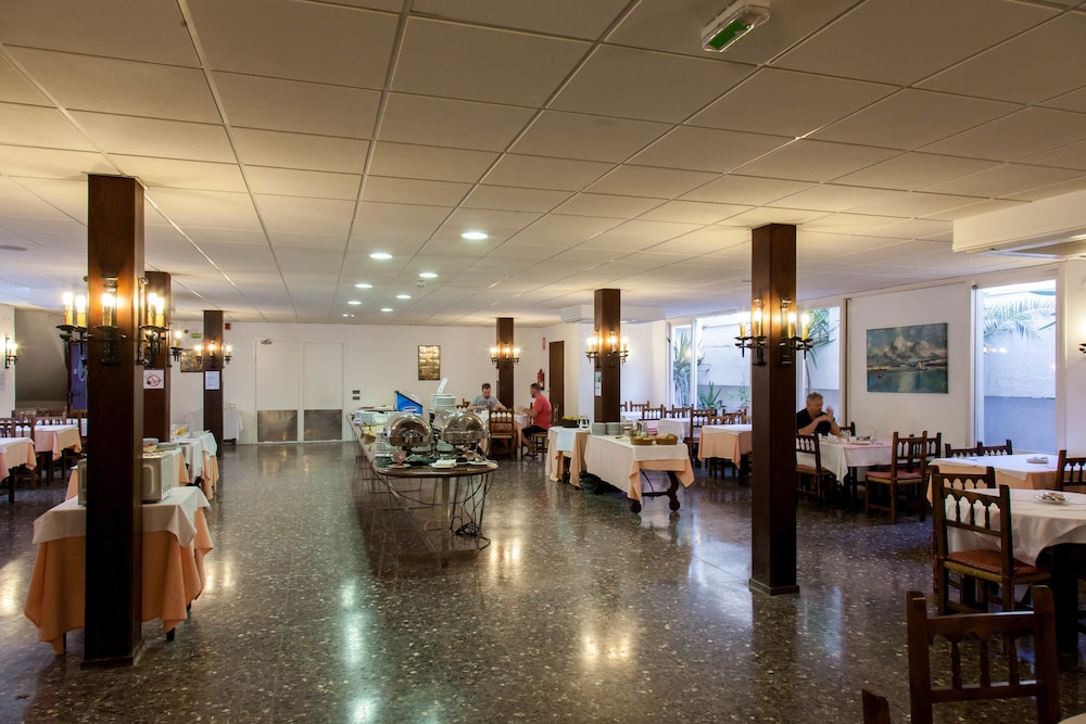 El Cid Hotel 52/72