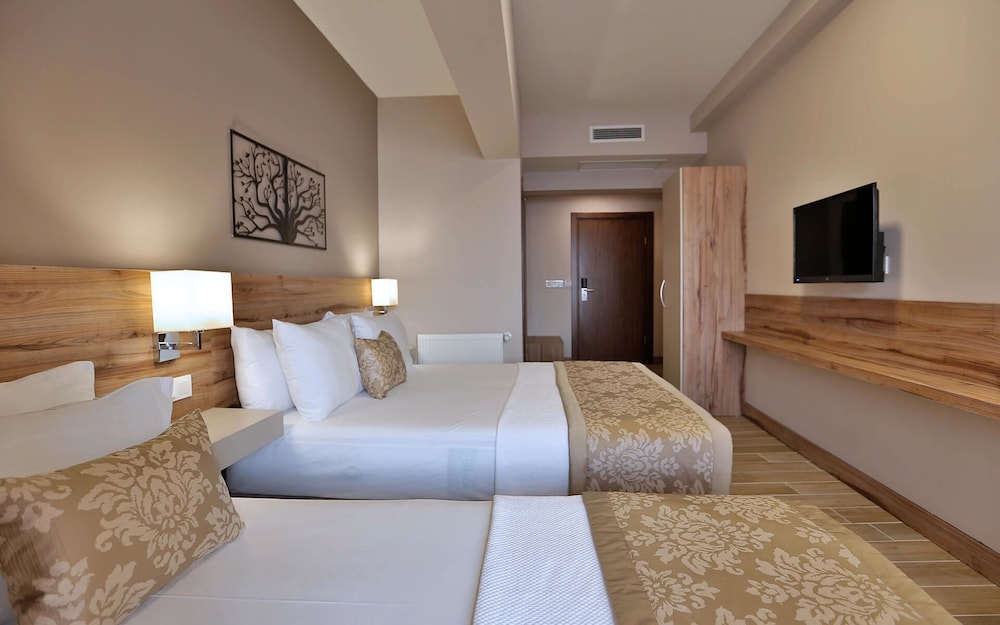 Kule Hotel 12/60