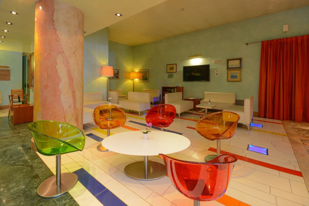 HOTEL OLIVETO 48/73