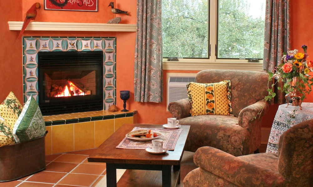 L Auberge Provencale Bed and Breakfast 26/51