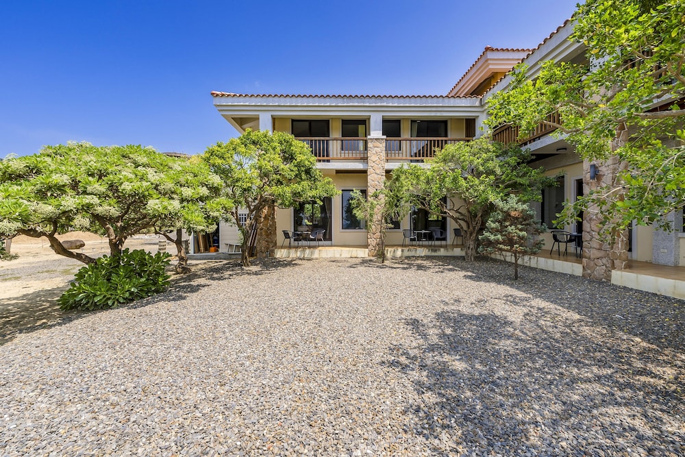 Southern Sun Hostel North 38/50