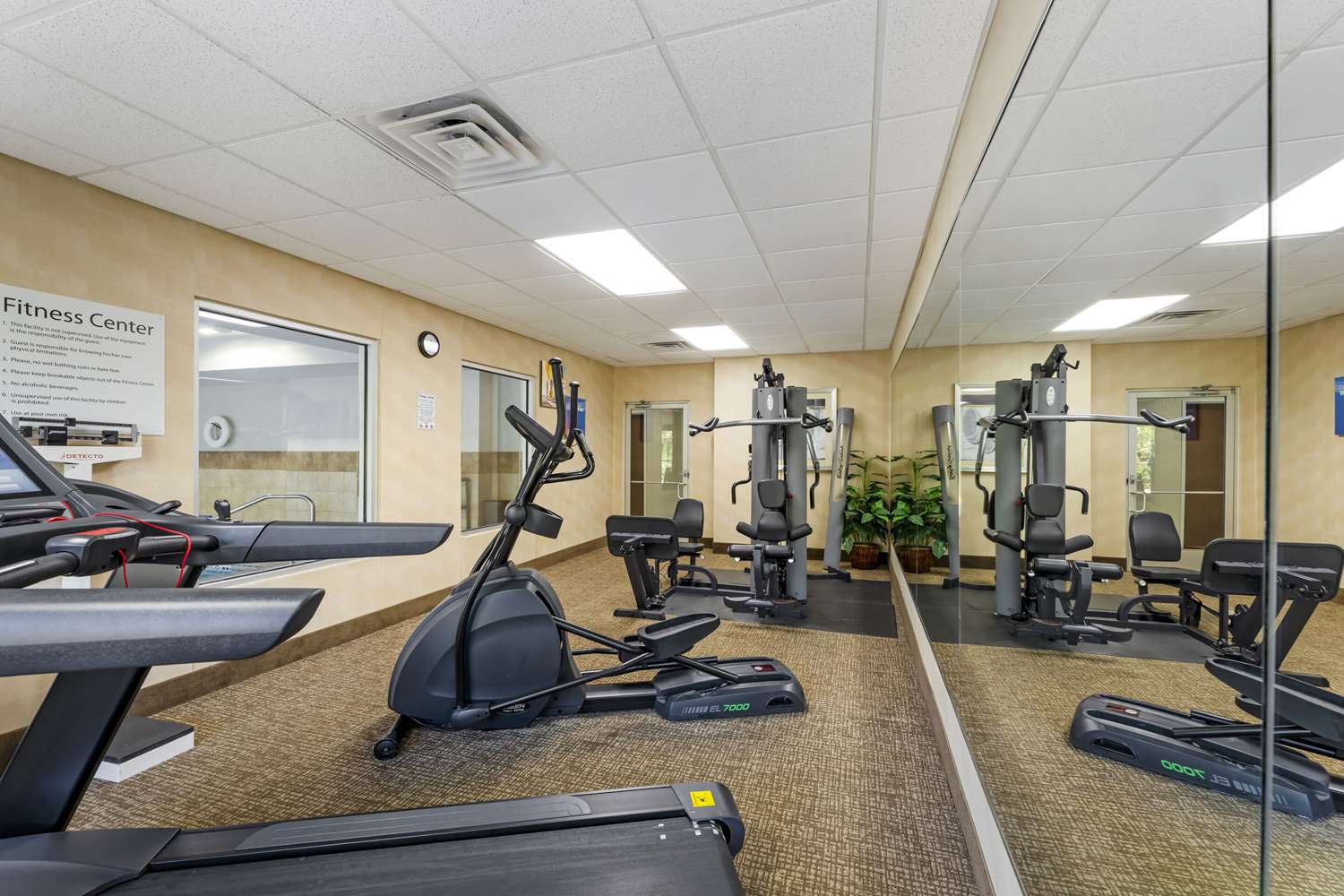Comfort Inn & Suites Porter near Indiana Dunes 5/13