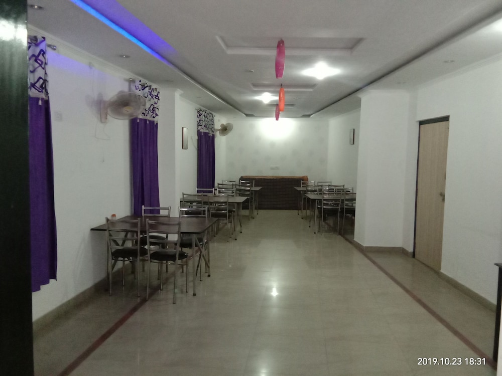 Hotel Aicon Palace 20/30